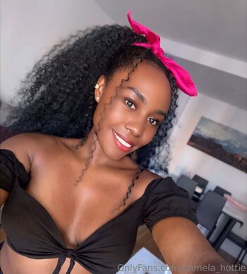 pamela_hottie