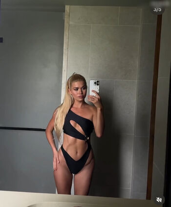 Pamela Reif