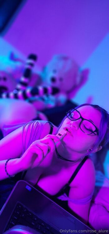 panicked_pixi