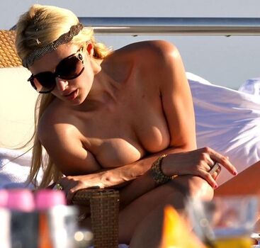 parishilton