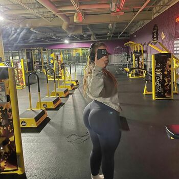 Pawg Barbie