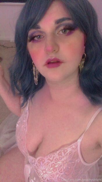 peachystrlght