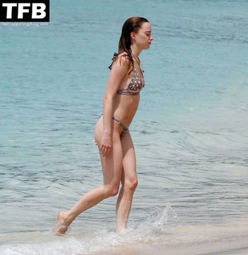 Phoebe Dynevor