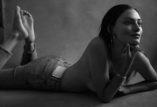 Phoebe Tonkin