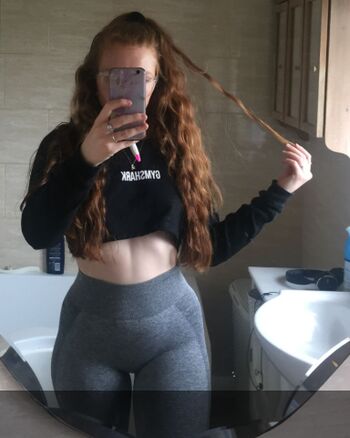 phoebeisginger
