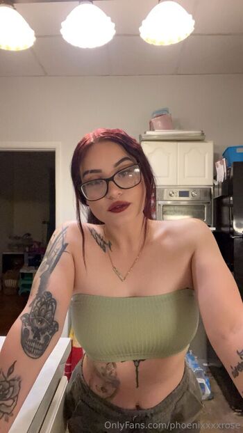 Phoenixxxxrose