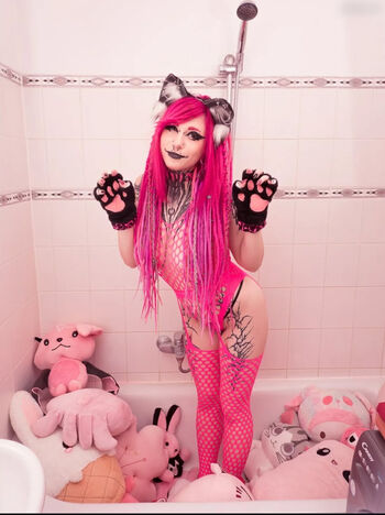 Pinkiedye