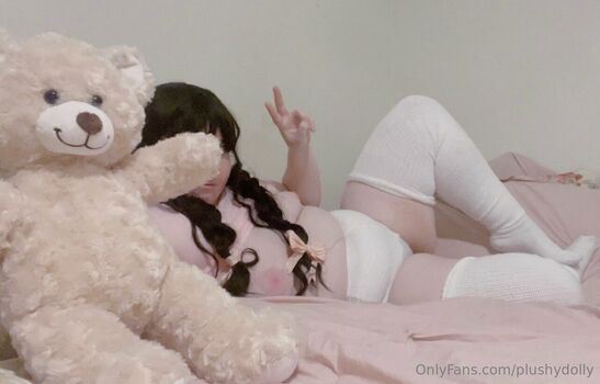 plushydolly
