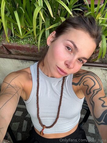 poly_luna