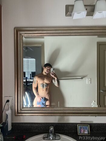 pr33ttyboyjay