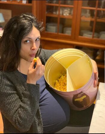 Pregnant Celebs