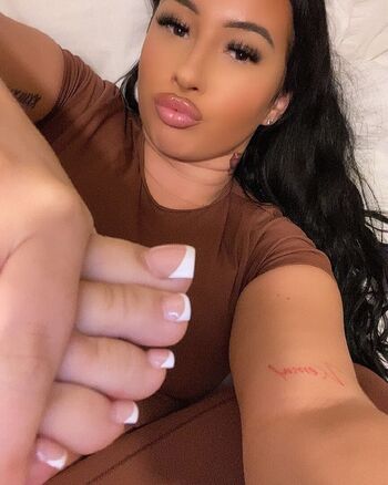 prettiest_toesx