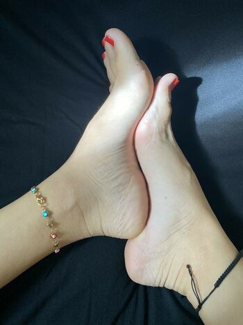 Pretty Feet