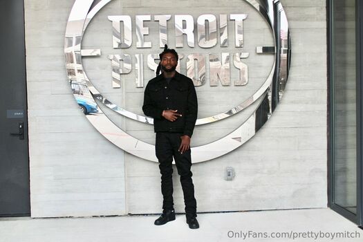 prettyboymitch