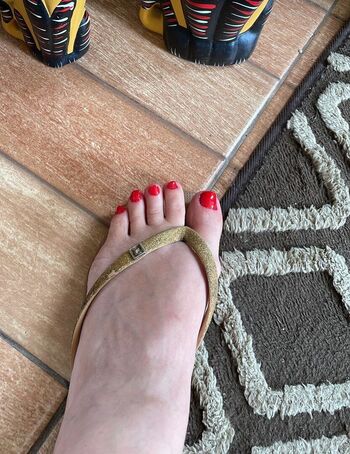 prii_feet