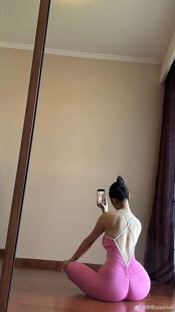 俏妞qiaoniuTT