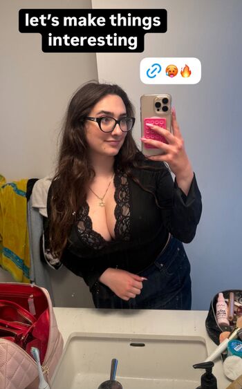 qveenjulia