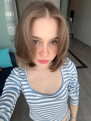 raychel_kiss