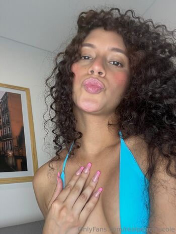 realpeachnicole