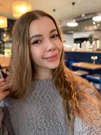 rebecca_shiny_star