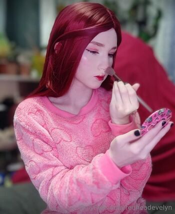 redheadevelyn