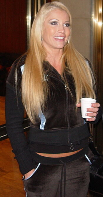 Rena Lesnar
