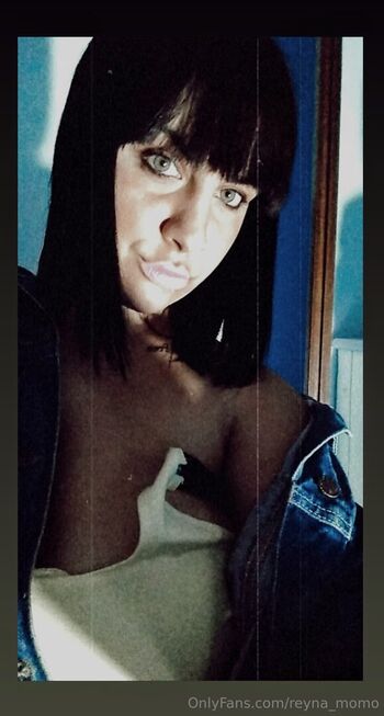reyna_mom0