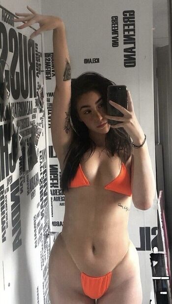 Rhiannon Falconer