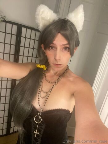 riel_rose