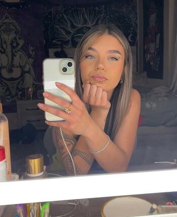 riley.castro