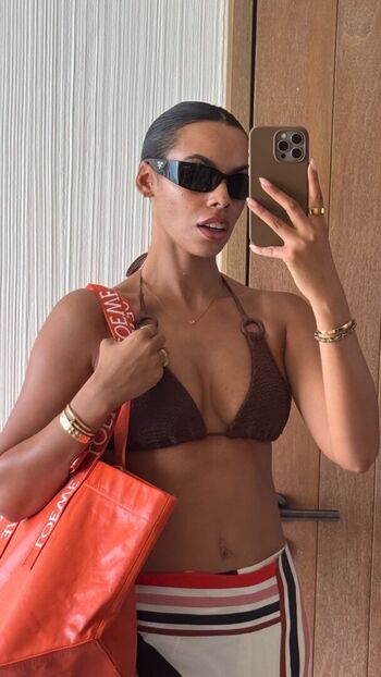 Rochelle Humes