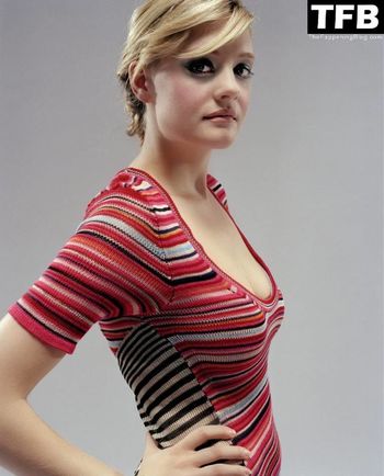 Romola Garai