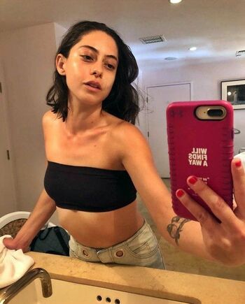 Rosa Salazar