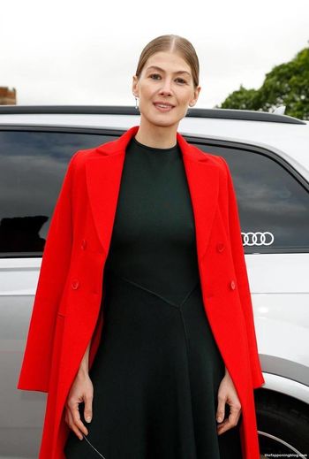 Rosamund Pike