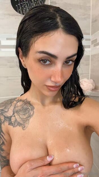 Rose Zara