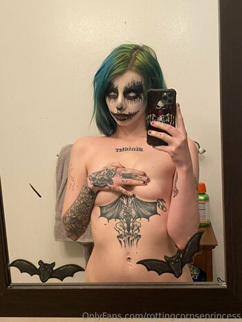 rottingcorpseprincess