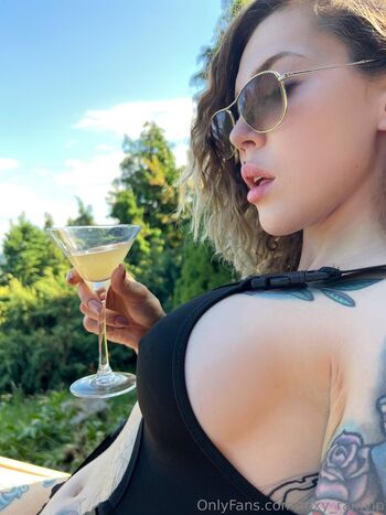 roxy_rainvip