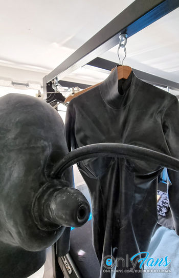 rubberdollemma