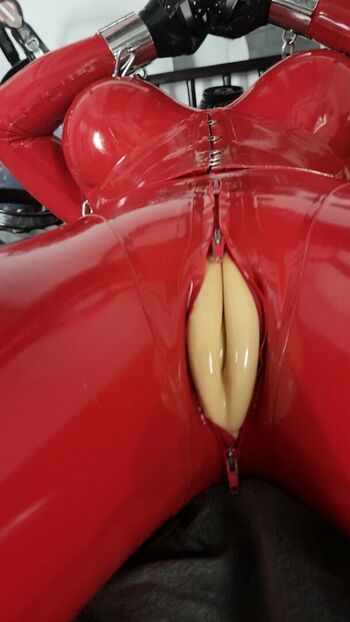 rubberdollemma