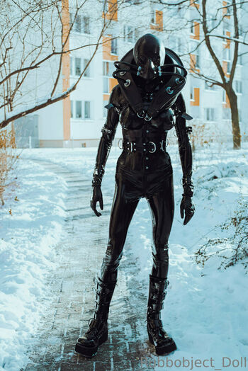 rubbobject_doll