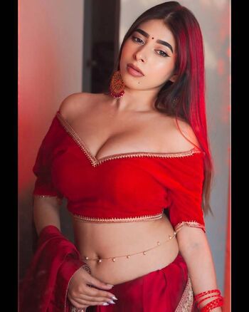 saanvi032