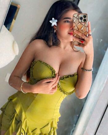 saanvi032