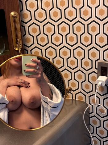 sabina_magic