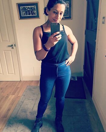 Saira Khan