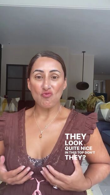 Saira Khan