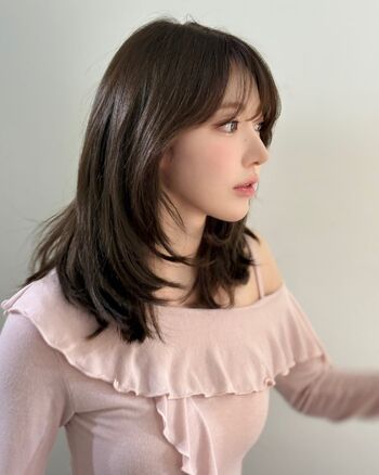 Sakura Miyawaki 宮脇 咲良