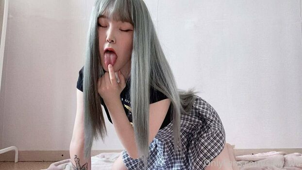sally_wu