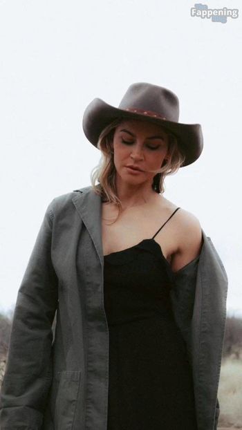 Samaire Armstrong