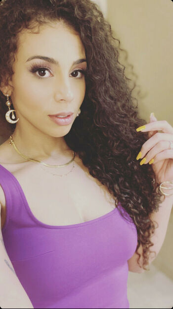 Samantha Irvin