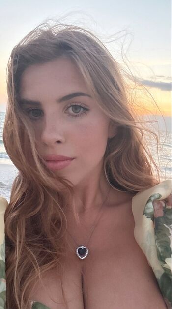 Samantha Vicha